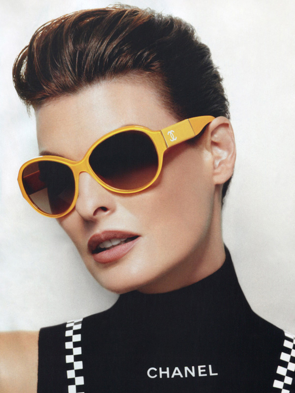 Kate Moss for Vogue Fashion Eyewear Ad Campaign Spring-Summer 2012