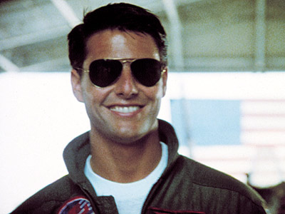 Tom Cruise wears Ray-Ban Avaitor Sunglasses in Top Gun Tom Cruise wears Ray-Ban Avaitor Sunglasses in Top Gun